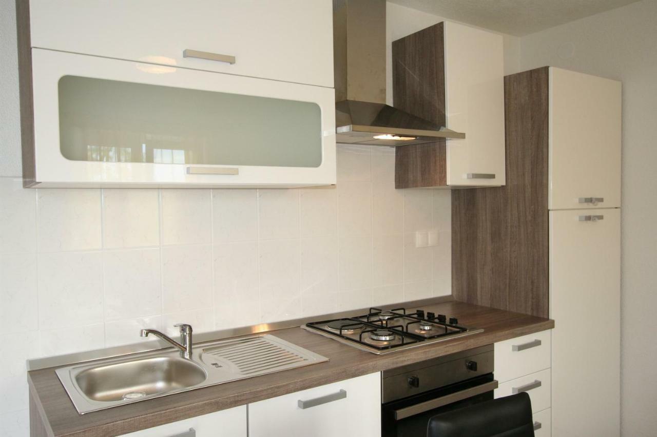 Apartments Hodzic Šilo Exterior foto